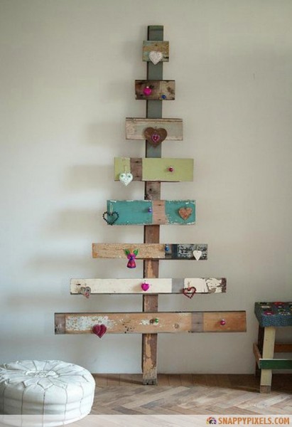 wood-pallet-projects-christmas-tree-from-pallets-890x1298